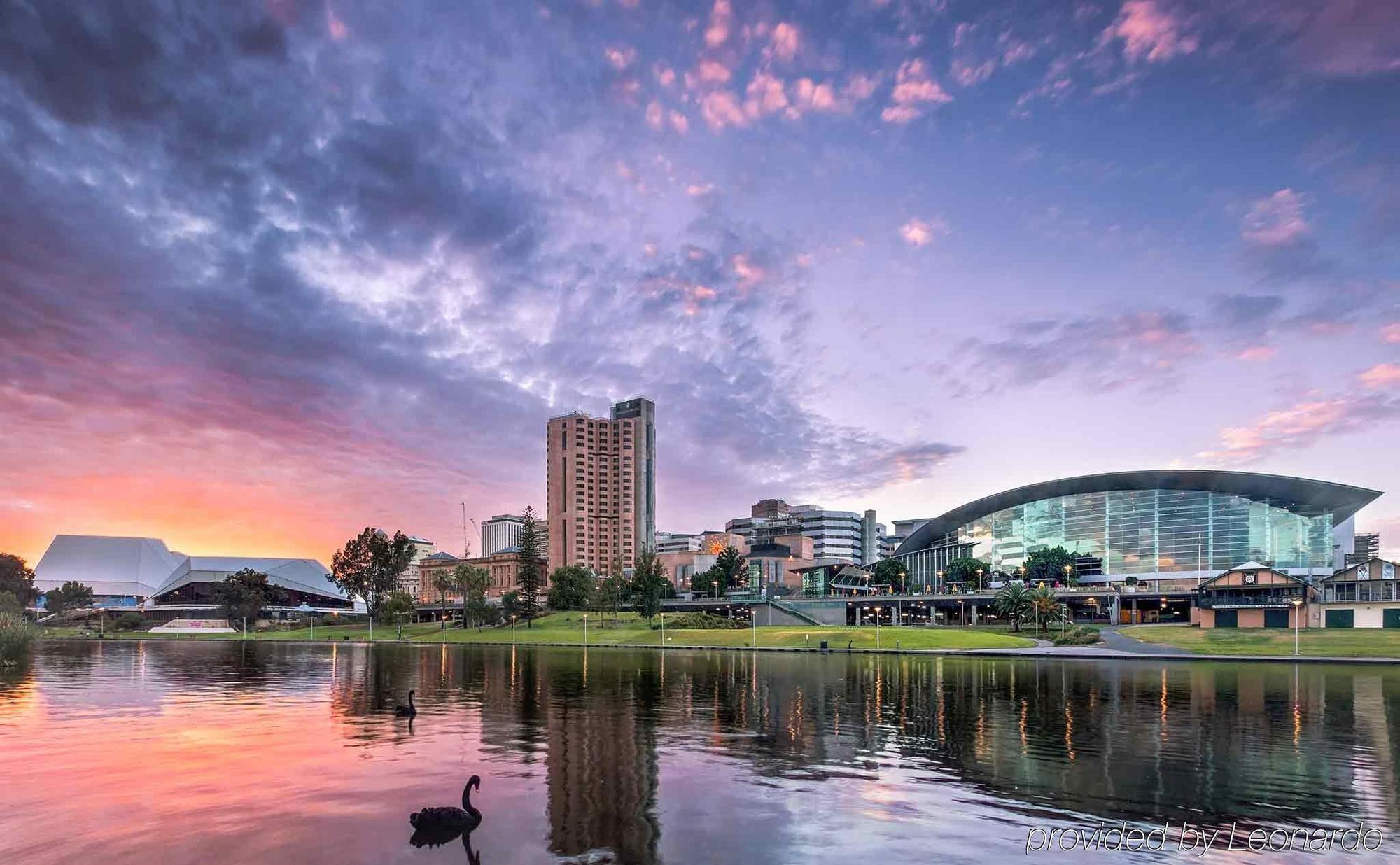Ibis Adelaide Hotell Exteriör bild